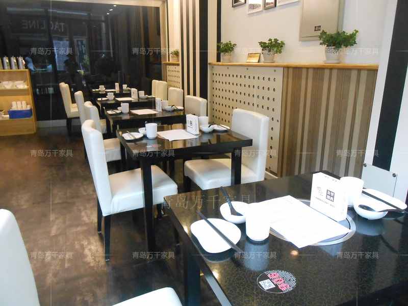 九里飄香 麻辣香鍋李村萬達(dá)廣場(chǎng)店